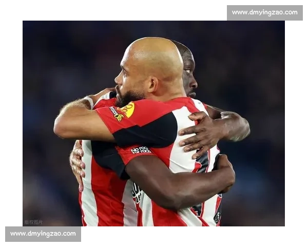 曼联新赛季锋线重组：库尼亚、姆贝乌莫领衔，新 9 号引援加速