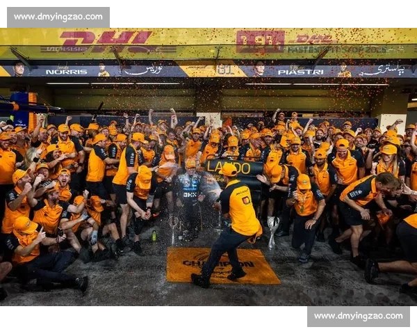 最后一圈三雄激斗！皮亚斯特里、维斯塔潘、拉塞尔轮番刷紫，红牛逆转夺冠